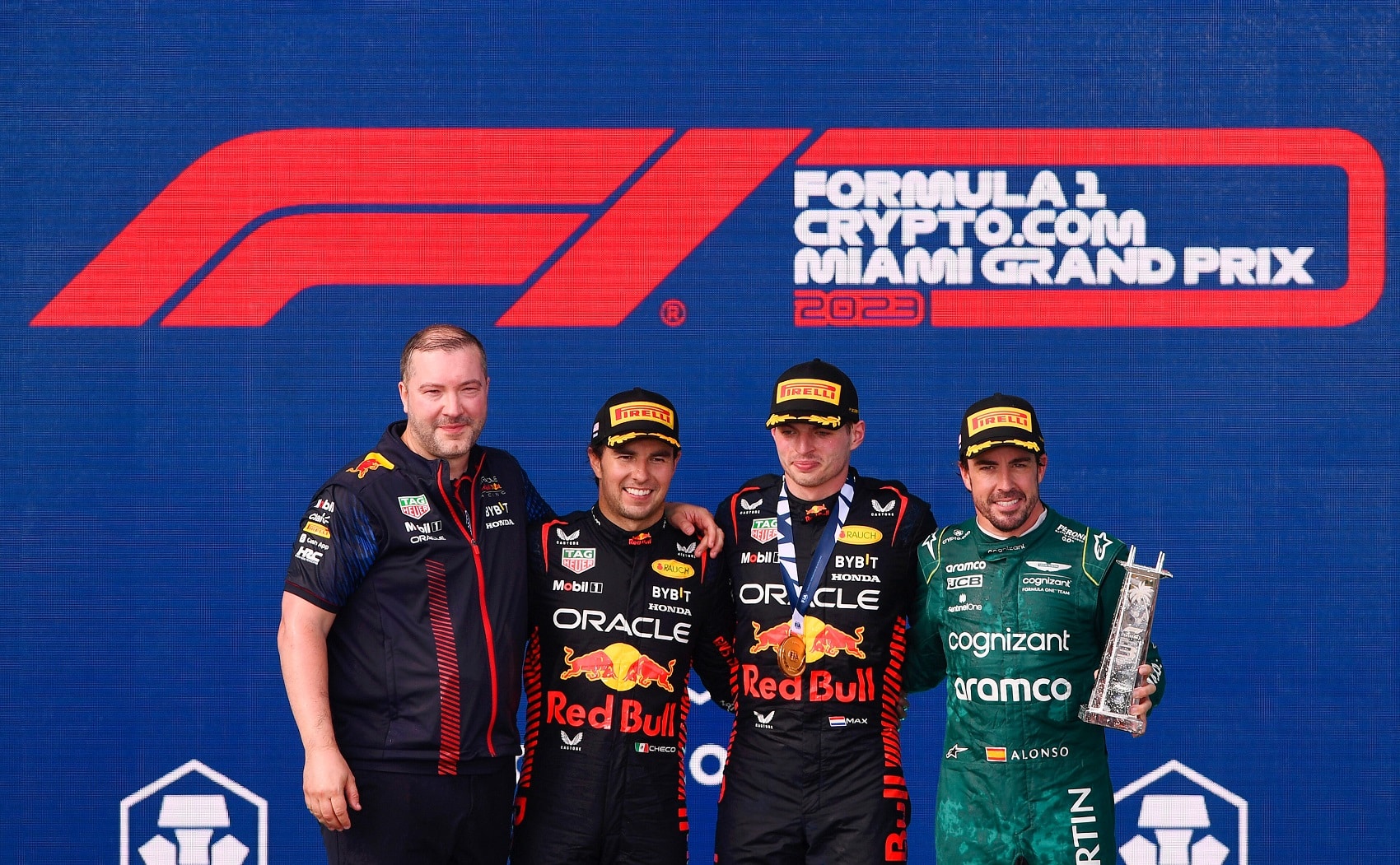 Sergio Pérez, Max Verstappen, Fernando Alonso