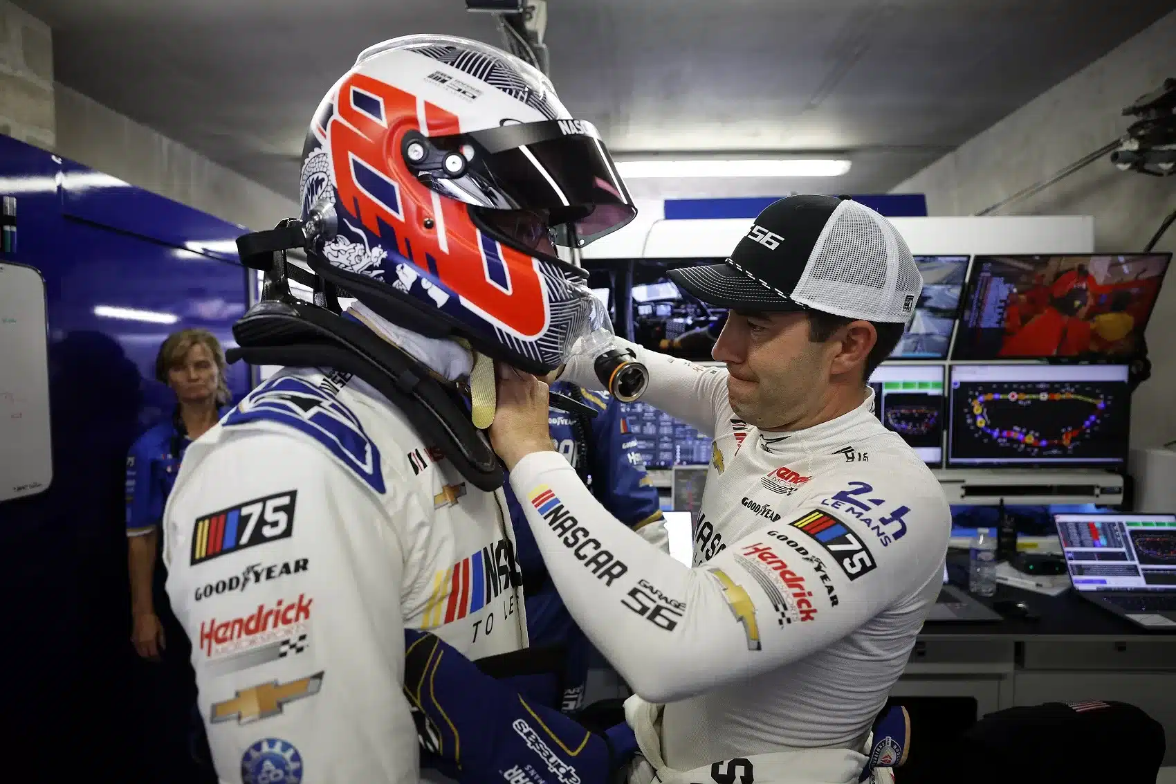 jenson button, mike rockenfeller