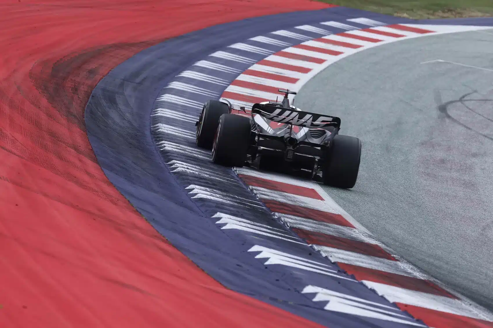Haas, Magnussen