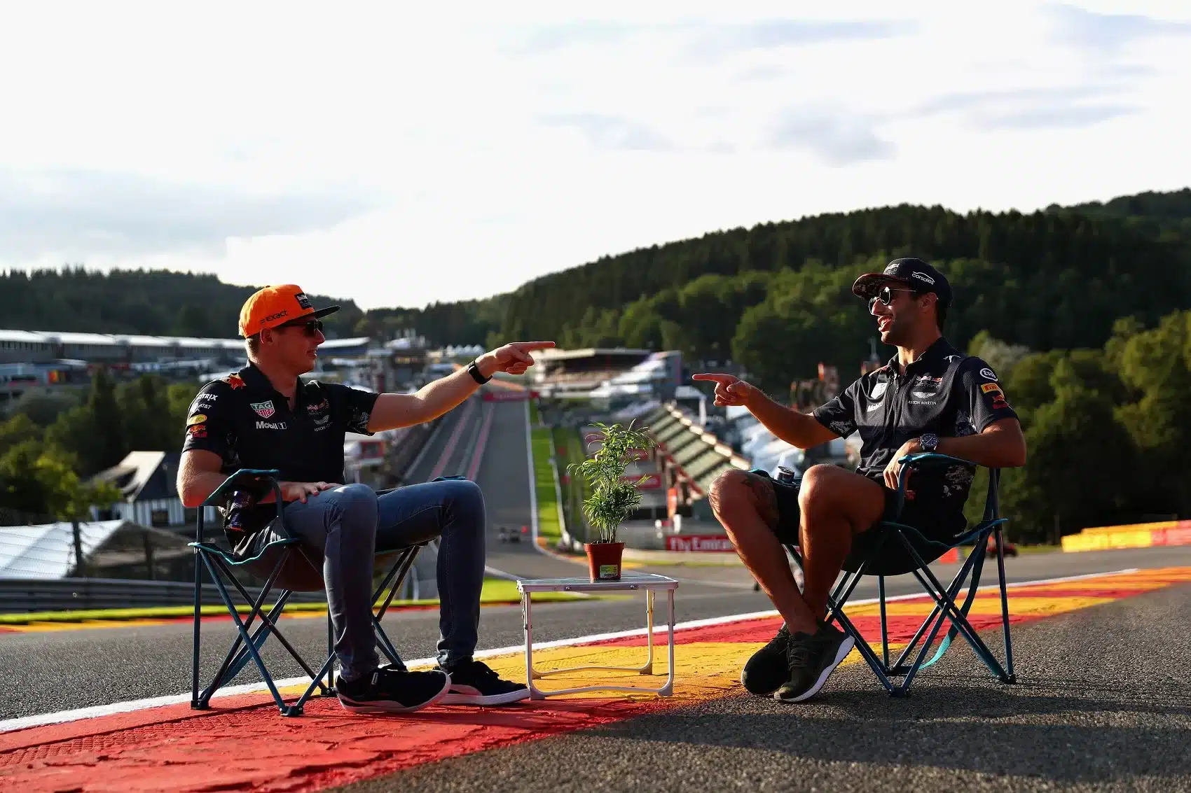 Max Verstappen, Daniel Ricciardo, Spa-Francorchamps, 2017, forma-1