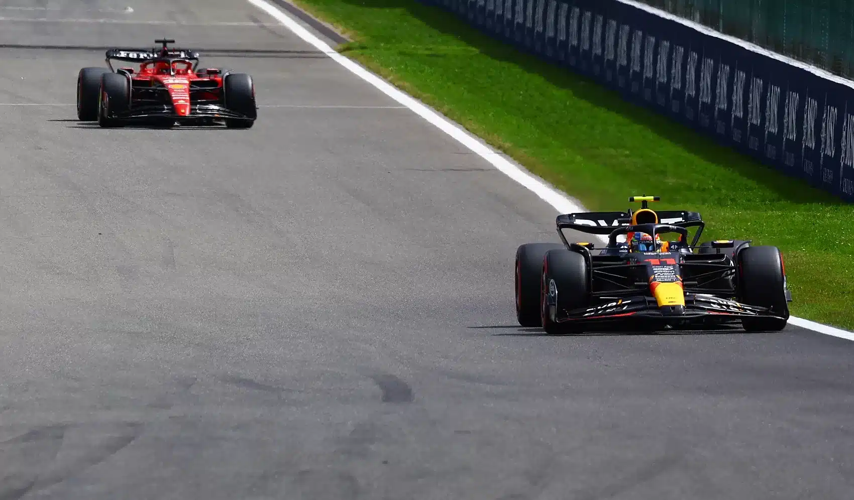 Sergio Perez, Charles Leclerc, red bull, ferrari