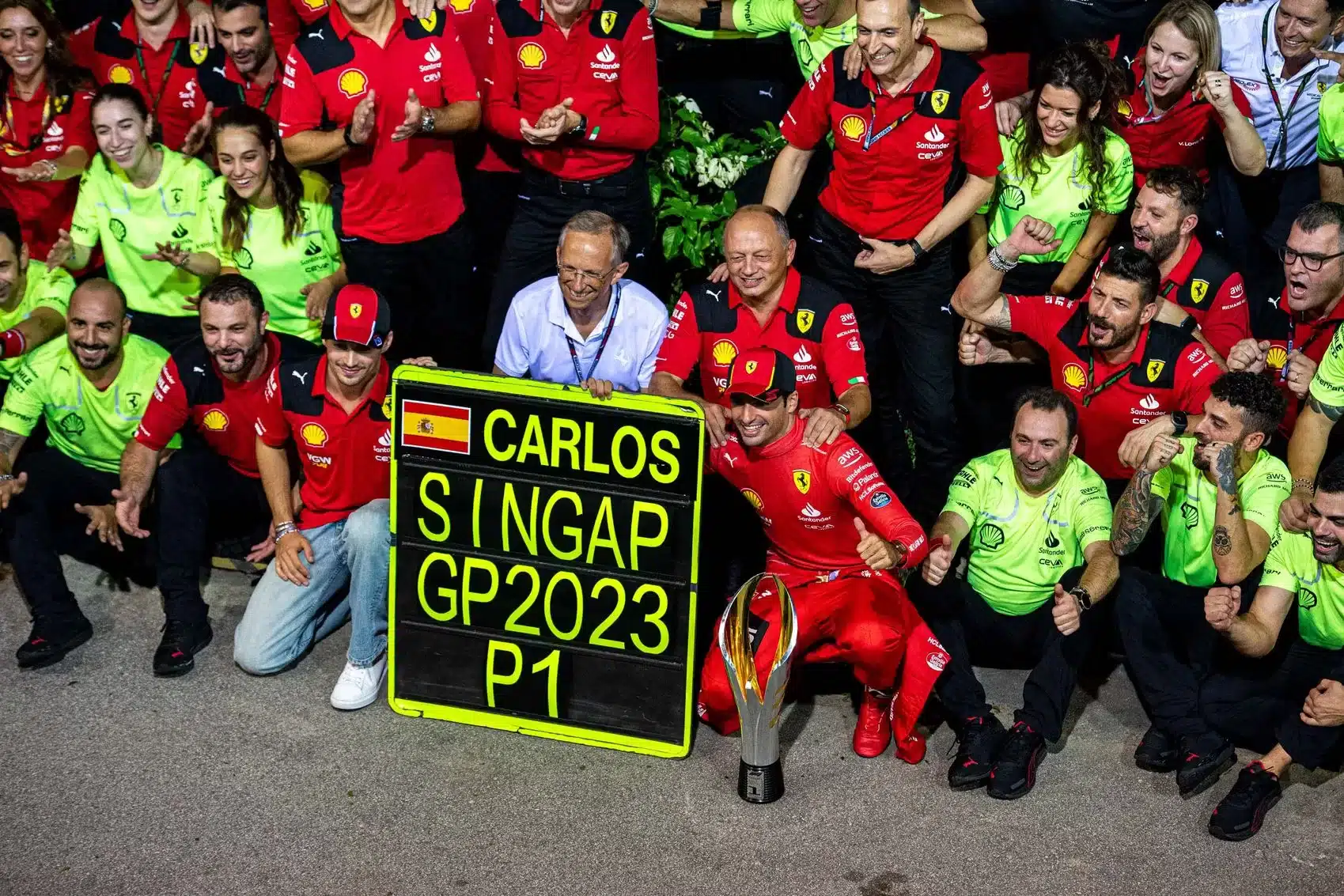 carlos sainz, charles leclerc, ferrari