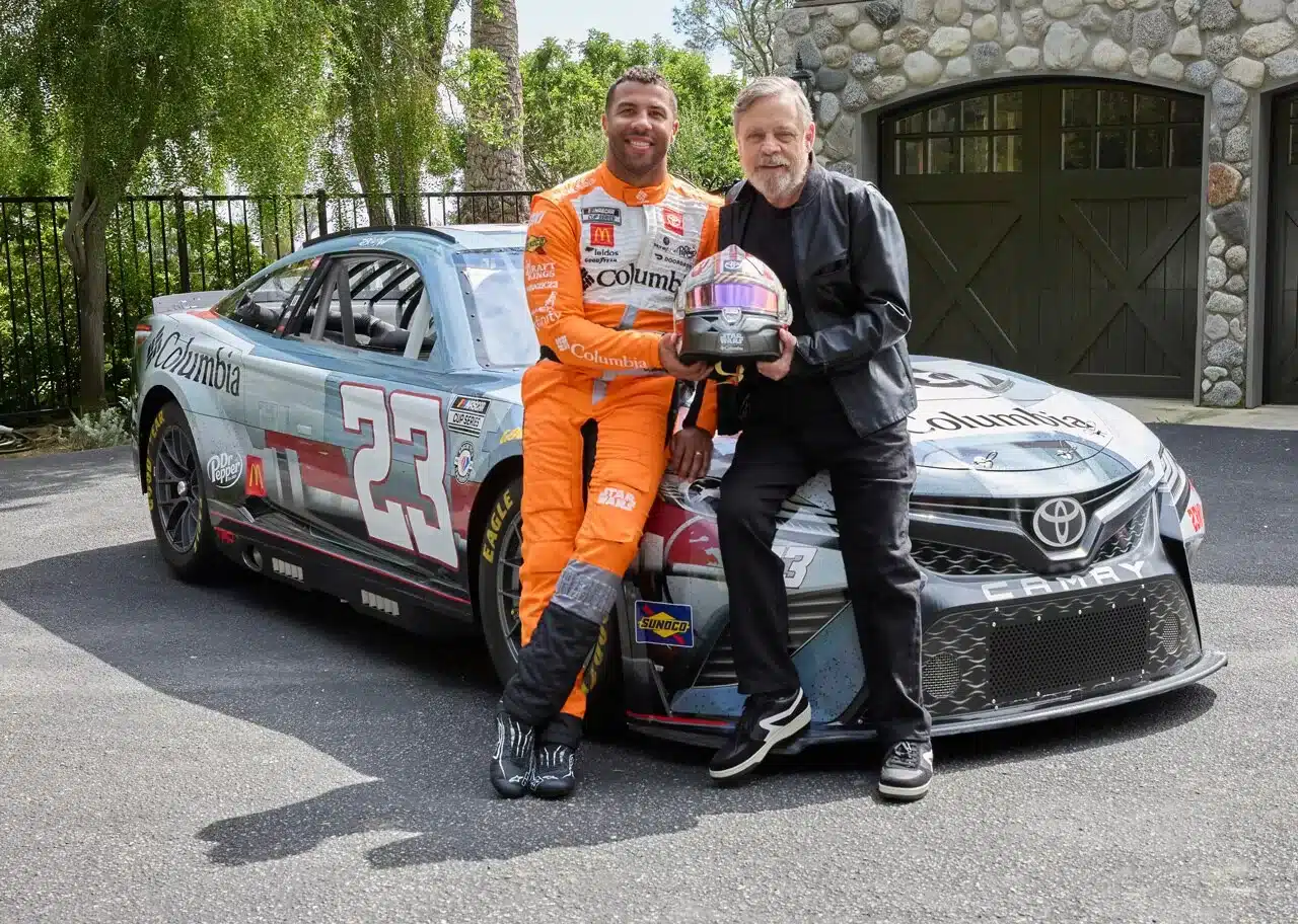 nascar, star wars, bubba wallace, mark hamill
