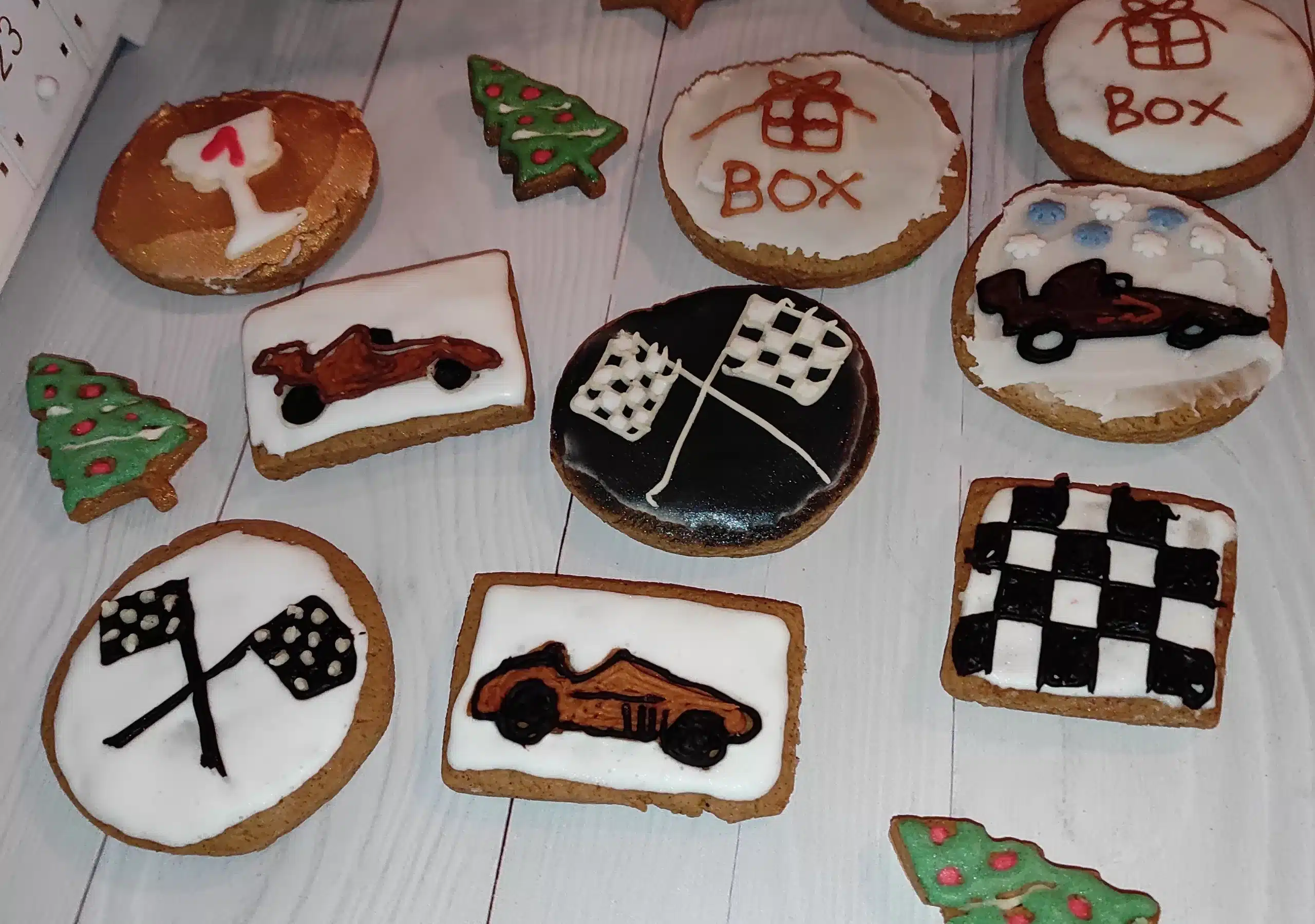 F1 mézeskalács
