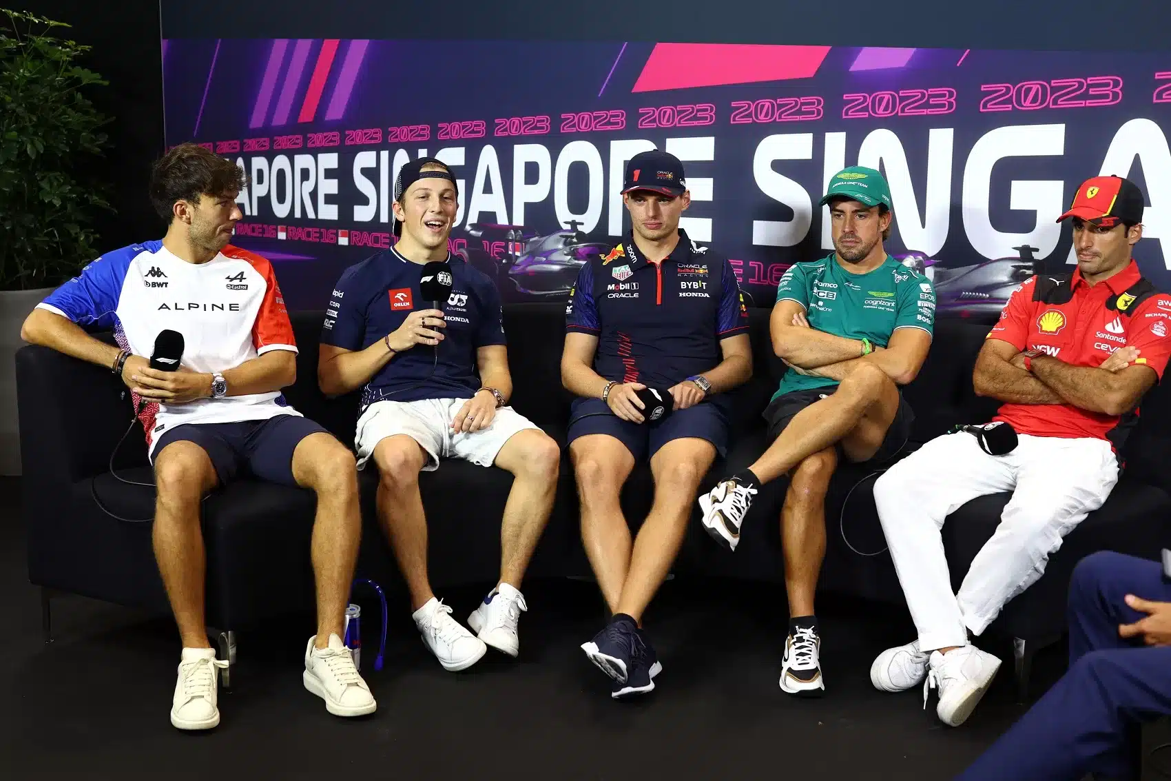 Pierre Gasly, Liam Lawson, Max Verstappen, Fernando Alonso, Carlos Sainz