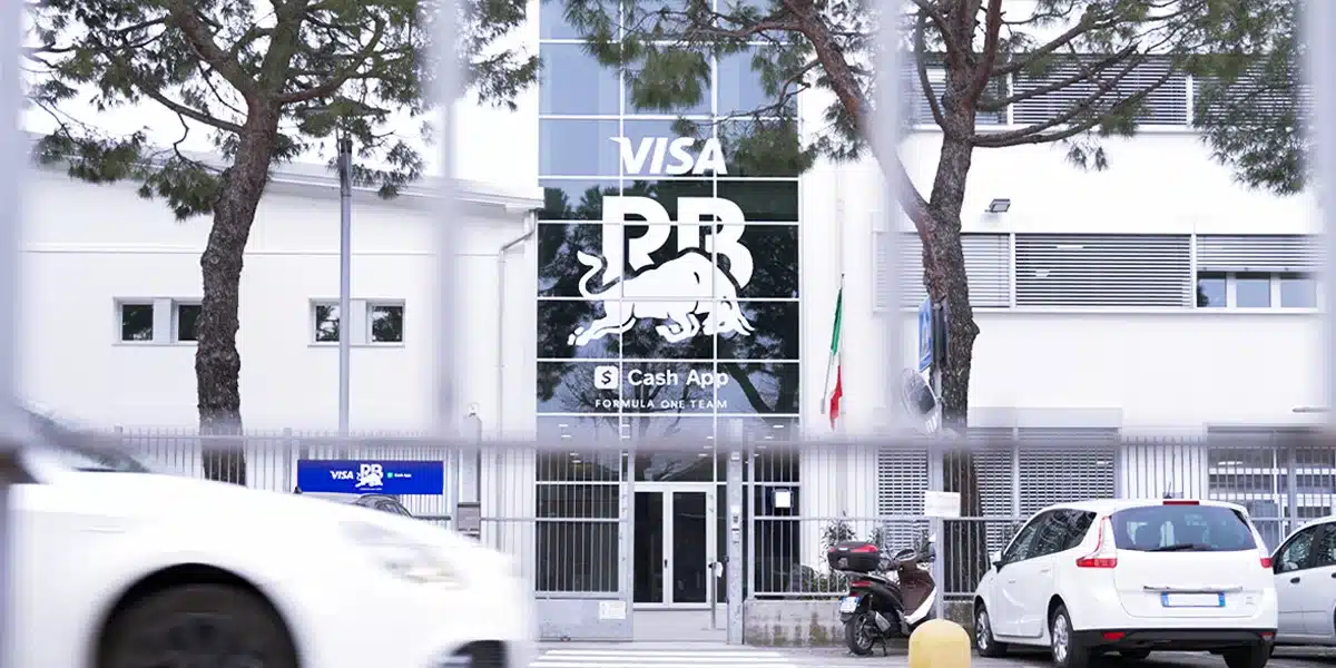 Visa Cache App RB