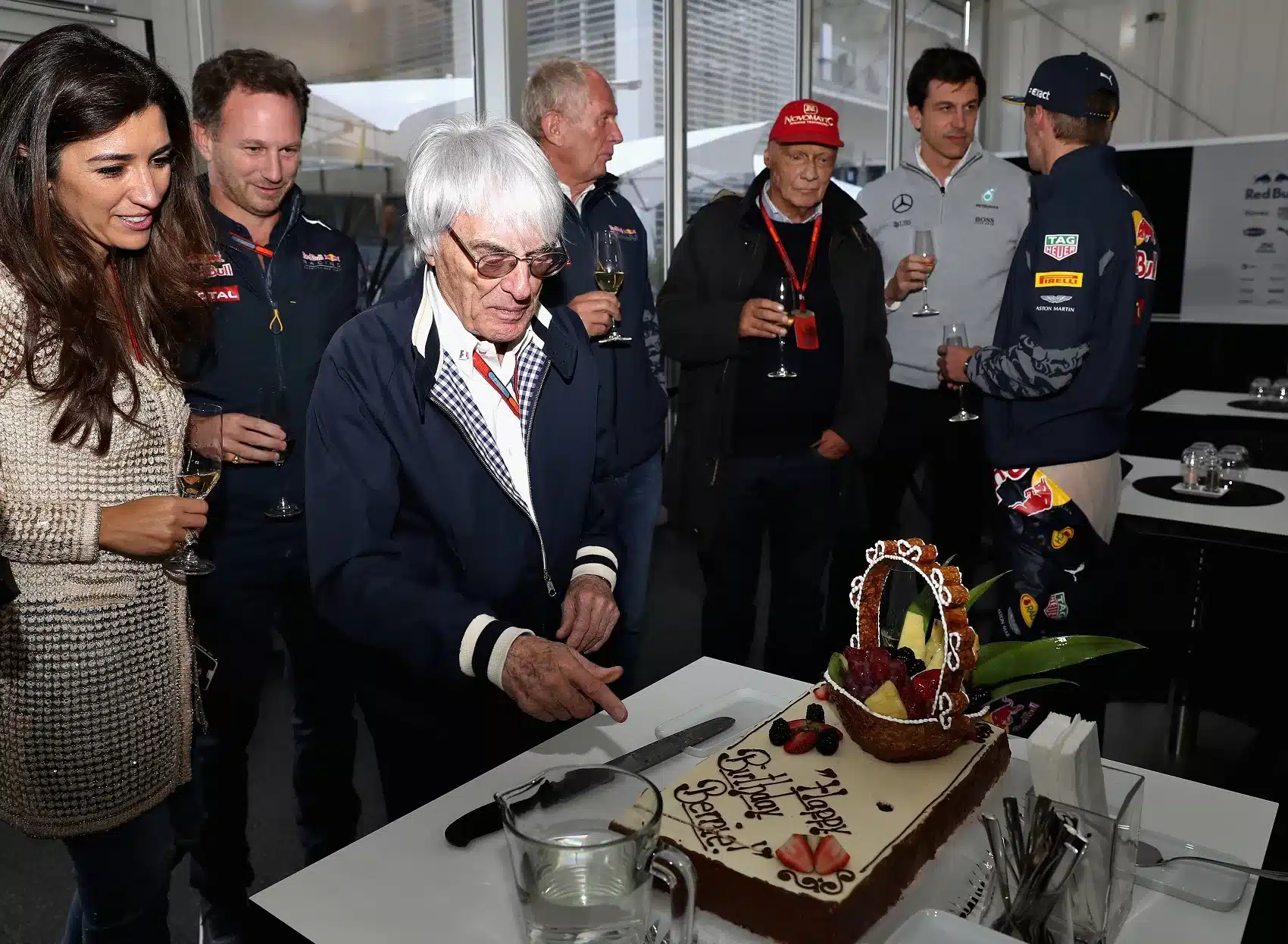 Bernie Ecclestone, Christian Horner, Niki Lauda, Helmut Marko, Toto Wolff, Max Verstappen, red bull