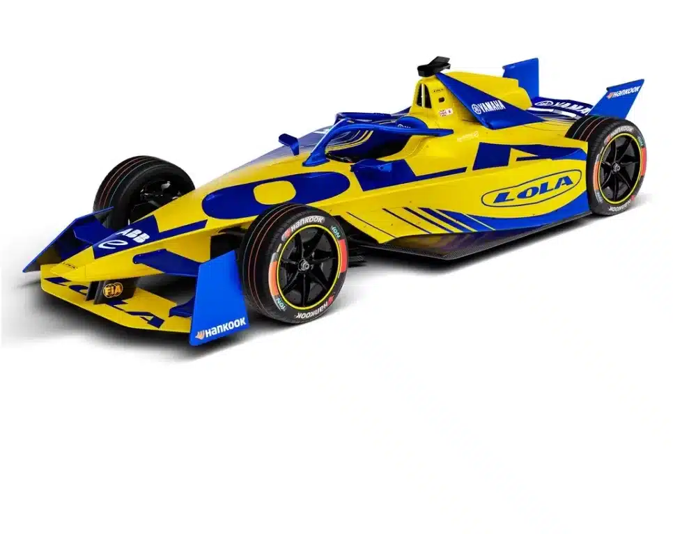Lola, Yamaha