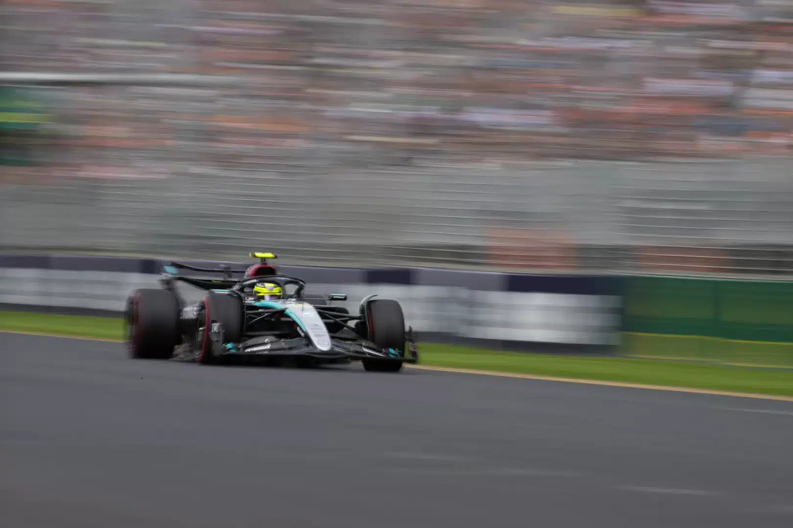 Mercedes, Lewis Hamilton