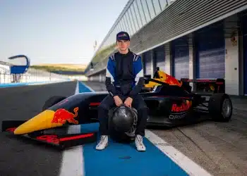 Fionn Mclaughlin, red bull