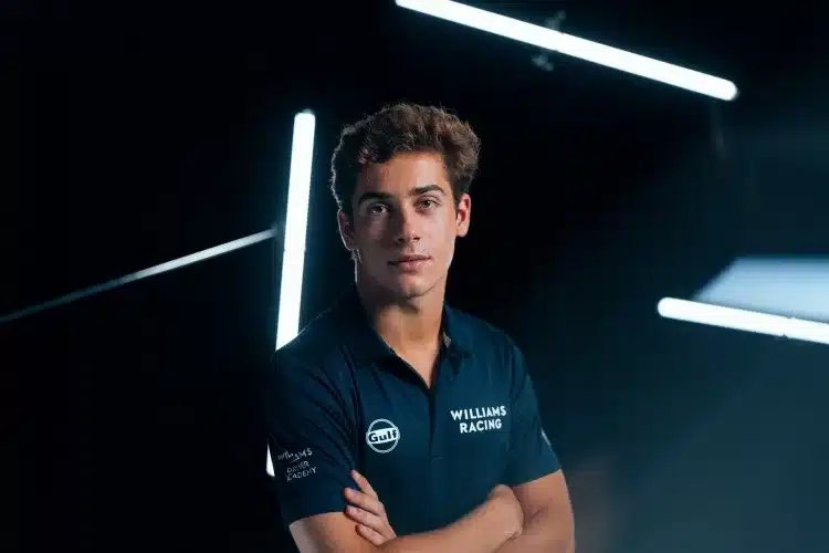 Franco Colapinto érkezik Sargeant helyére a Williamsbe