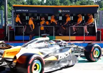 Zak Brown, Andrea Stella, McLaren, Oscar Piastri