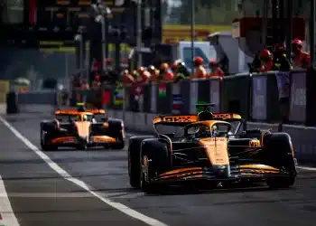 Lando Norris, Oscar Piastri, McLaren