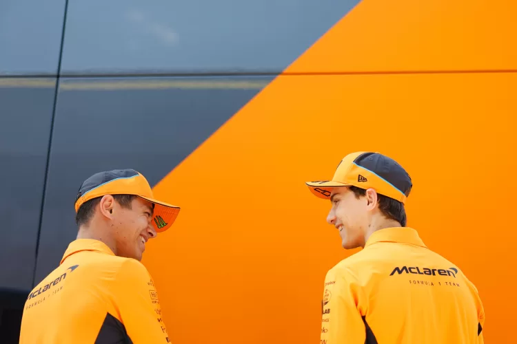 Lando Norris, Oscar Piastri, McLaren