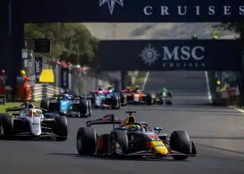 Isack Hadjar, Gabriel Bortoletom F2