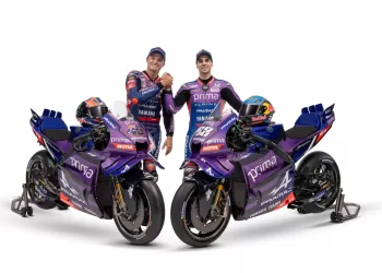 A shakedown-teszt közepette a Yamaha gyári és szatellitcsapatáról is lehullott a lepel