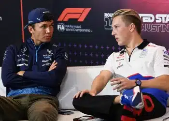 Liam Lawson, Alexander Albon, csapattárs