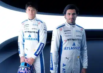 Atlassian Williams racing (2), Alexander Albon és Carlos Sainz