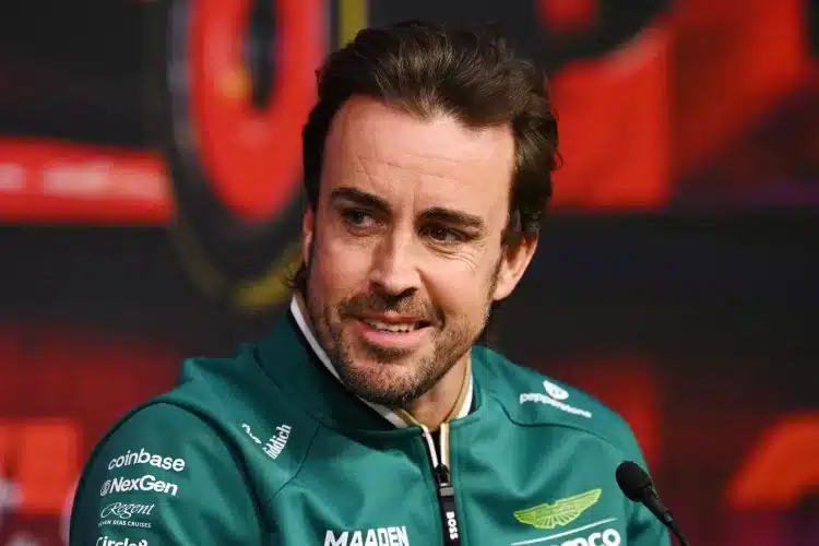 Fernando Alonso, Aston Martin
