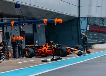 McLaren MCL39
