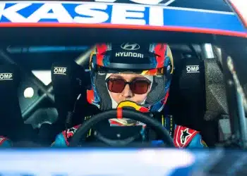 Adrien Fourmaux-t megbüntette az FIA káromkodásért