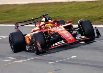 Lewis Hamilton, Ferrari, Pirelli teszt, Barcelona