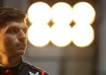 Max Verstappen, aston martin