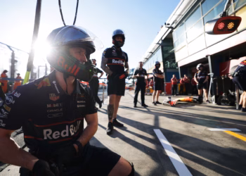 F1 Red Bull pit crew