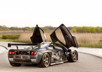 McLaren F1 GTR