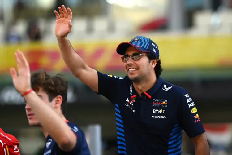 Franco Colapinto, Sergio Perez
