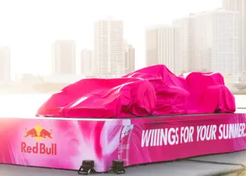 Racing Bulls pink