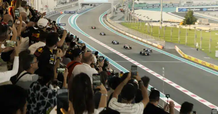 F1, film