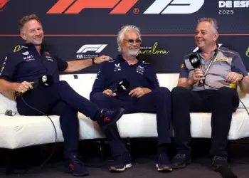 Christian Horner, Flavio Briatore, Mario Isola