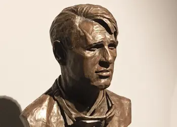 Peter Collins mellszobra