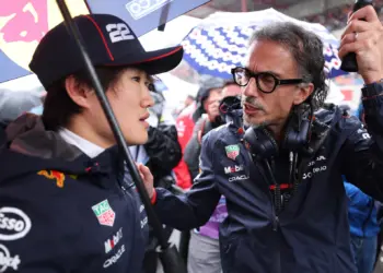 Yuki Tsunoda, Laurent Mekies, red bull