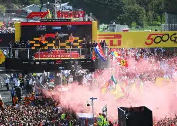 Verstappen a dobogó csúcsán Monzában, Ferrari rajongók előtt, 2025