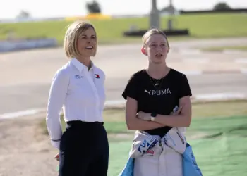 Susie Wolff és Ella Häkkinen