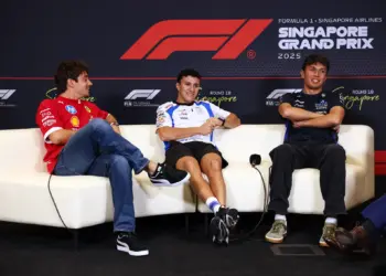 Charles Leclerc, Isack Hadjar és Alex Albon megvitatták Max Verstappen bajnoki esélyeit