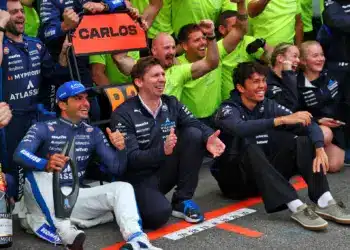 Carlos Sainz, James Vowles, Alexander Albon