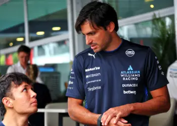 Alexander Albon, Carlos Sainz