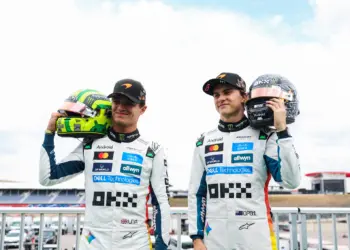 Lando Norris, Oscar Piastri, McLaren