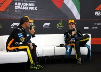 Lando Norris, Oscar Piastri, McLaren