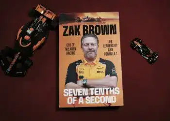 Zak Brown Seven tenth of a second könyv