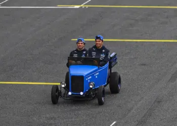 Carlos Sainz, Alexander Albon, williams