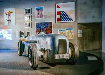 Mercedes, trump