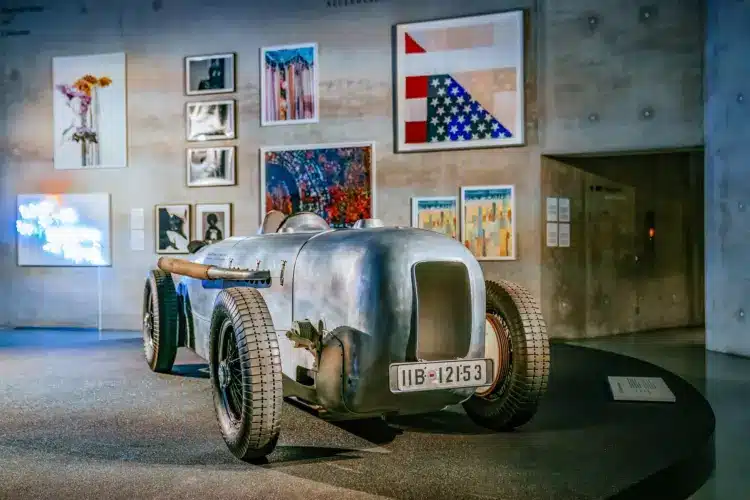 Mercedes, trump