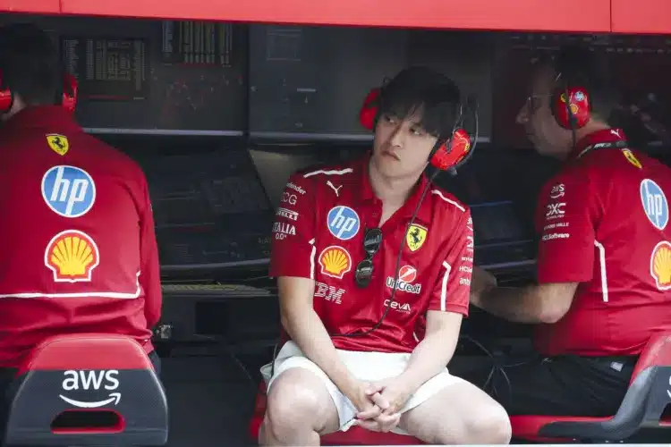 Guanyu Zhou, ferrari