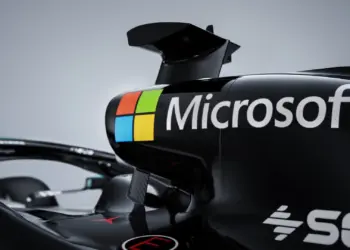 Microsoft logó a Mercedes-AMG PETRONAS F1 autóján