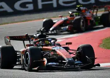 Lando Norris, Oscar Piastri, Mclaren
