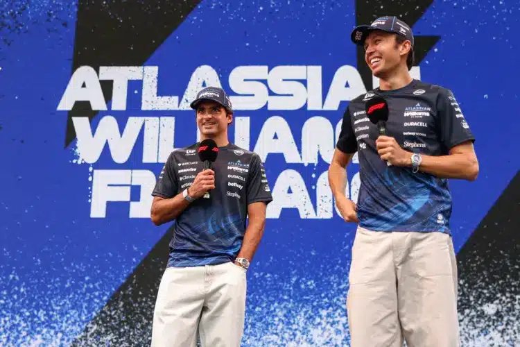Carlos Sainz, Alexander Albon, F1